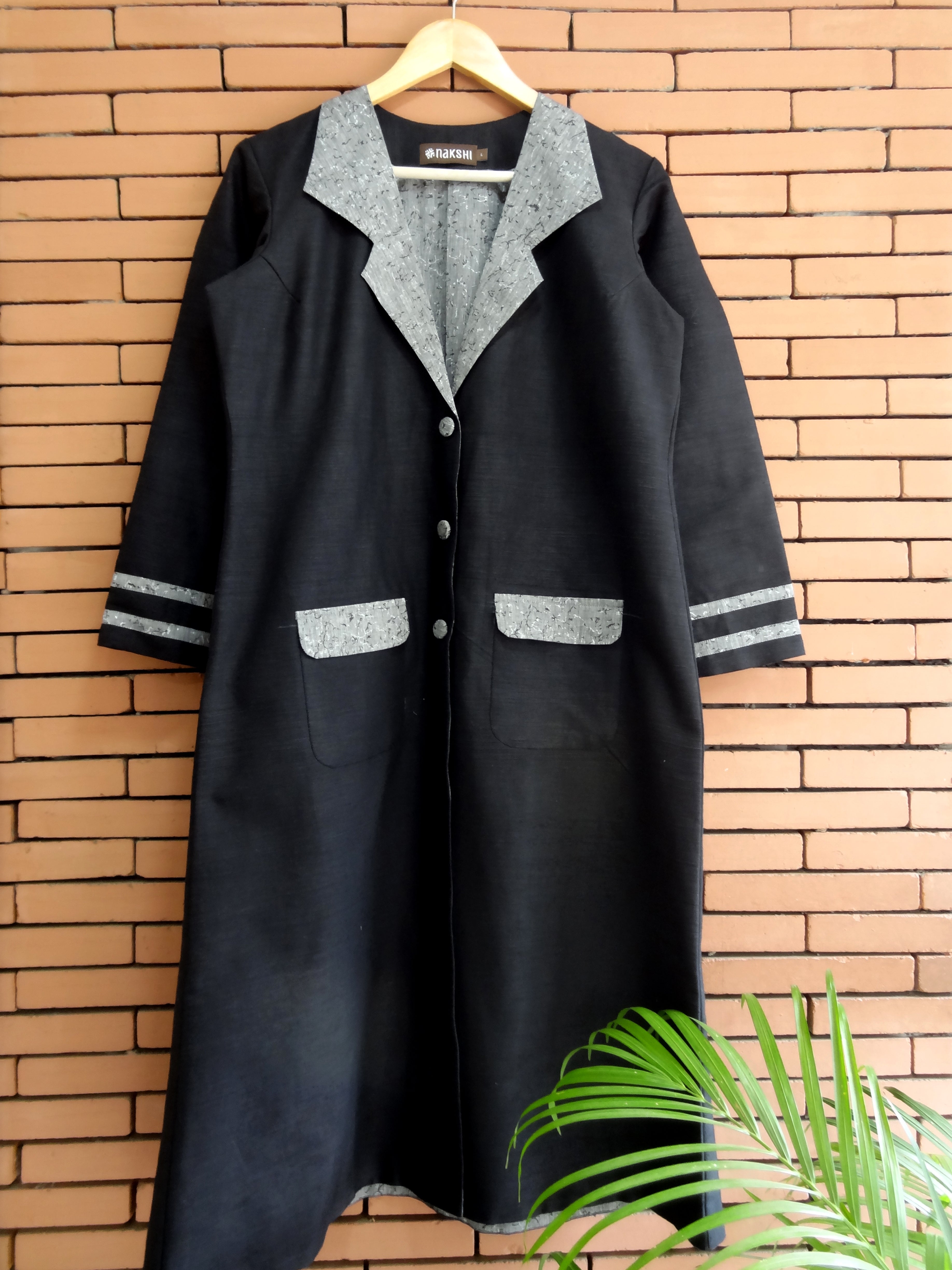 Nakshi Black & Grey Ghichha Twill Women's Full Sleeves Long Jacket With Block Print Cotton Lining