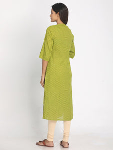 Nakshi 100% Cotton Green Self Design Slited Sleeves Long Kurti