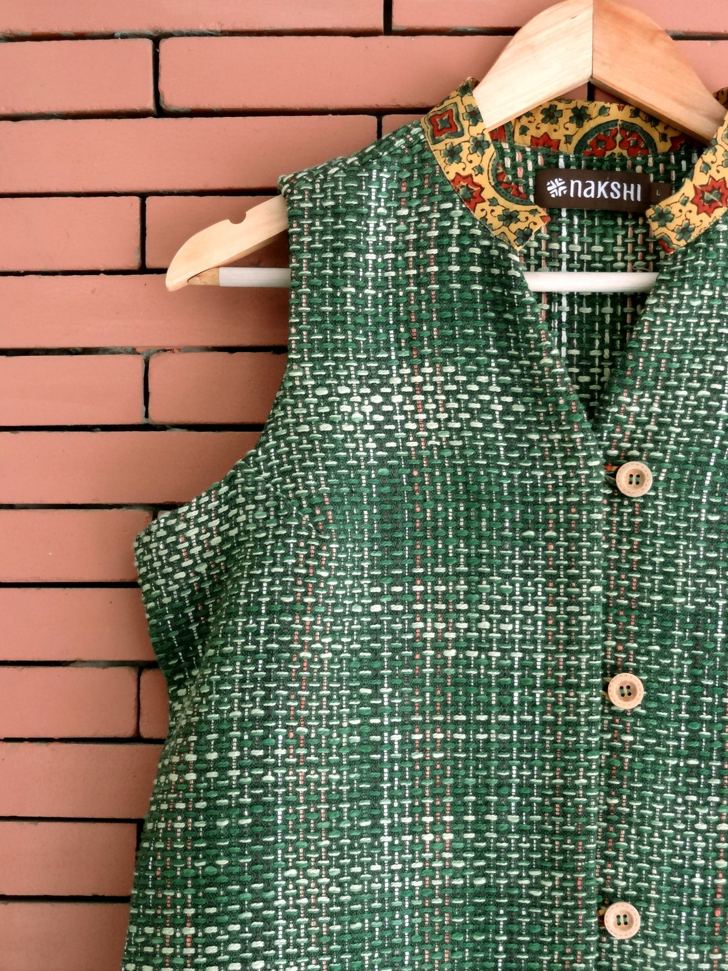Nakshi Green Coloured Cotton Dobby Women's Nehru Jacket With Printed Collar