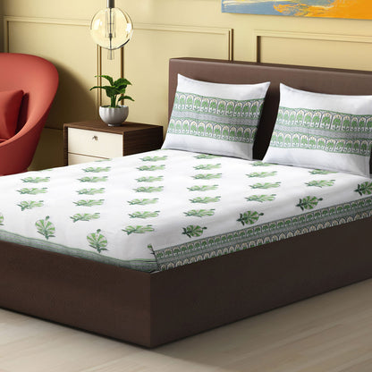 Nakshi 100% Handmade  Ethnic pattern sanganeri Block Print King Size Bedsheets comes  with 2 Pillow covers.