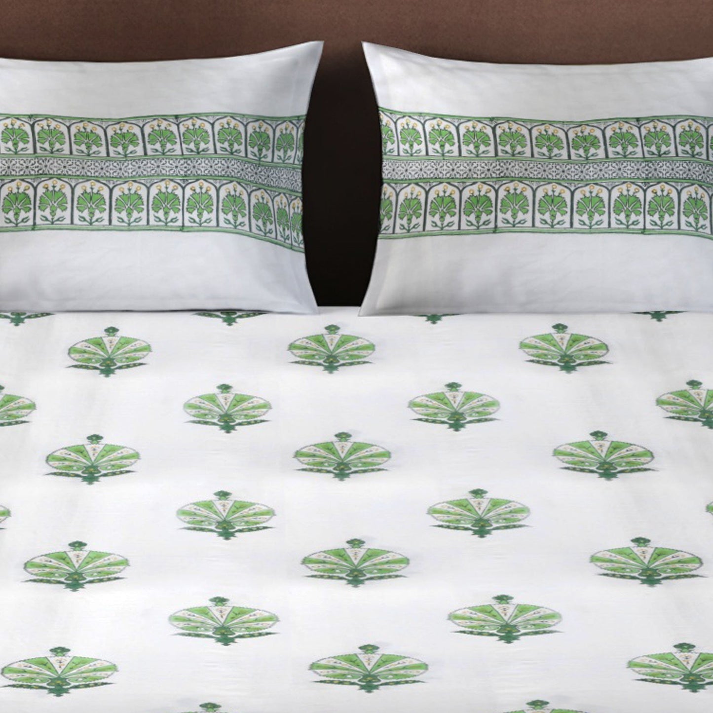 Nakshi 100% Handmade  Ethnic pattern sanganeri Block Print King Size Bedsheets comes  with 2 Pillow covers.