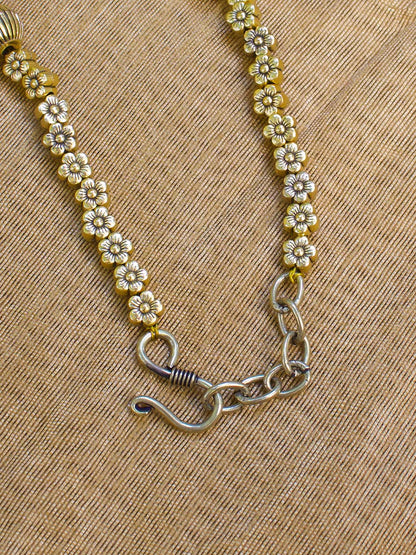 Nakshi Handcrafted Gold Metal Oval Shape Necklace Set