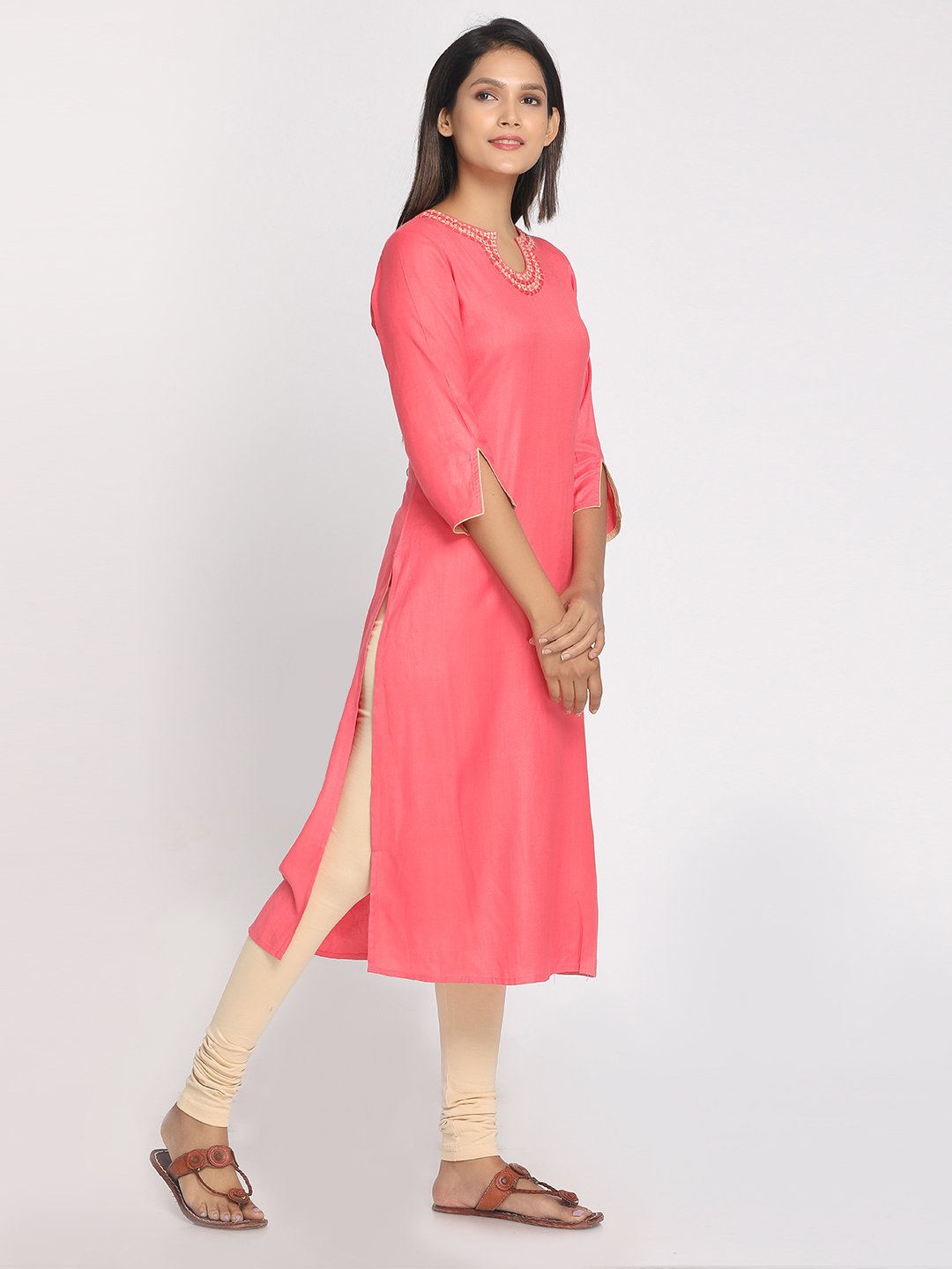 Cotton Viscose Hand Embroidred Slited Sleeves Solid Peach Long Kurta