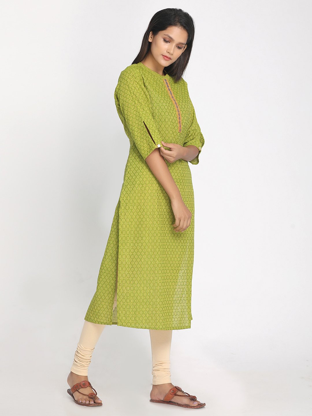 Nakshi 100% Cotton Green Self Design Slited Sleeves Long Kurti